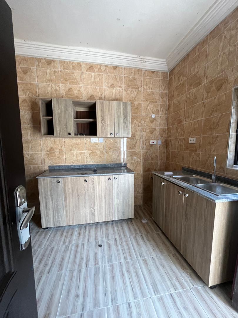 Brand new 2 bedroom Available for rent in Dawaki