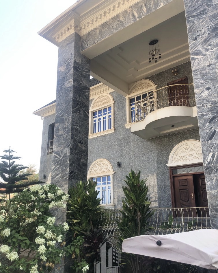 9 bedroom fully detached mansion for sale in Asokoro