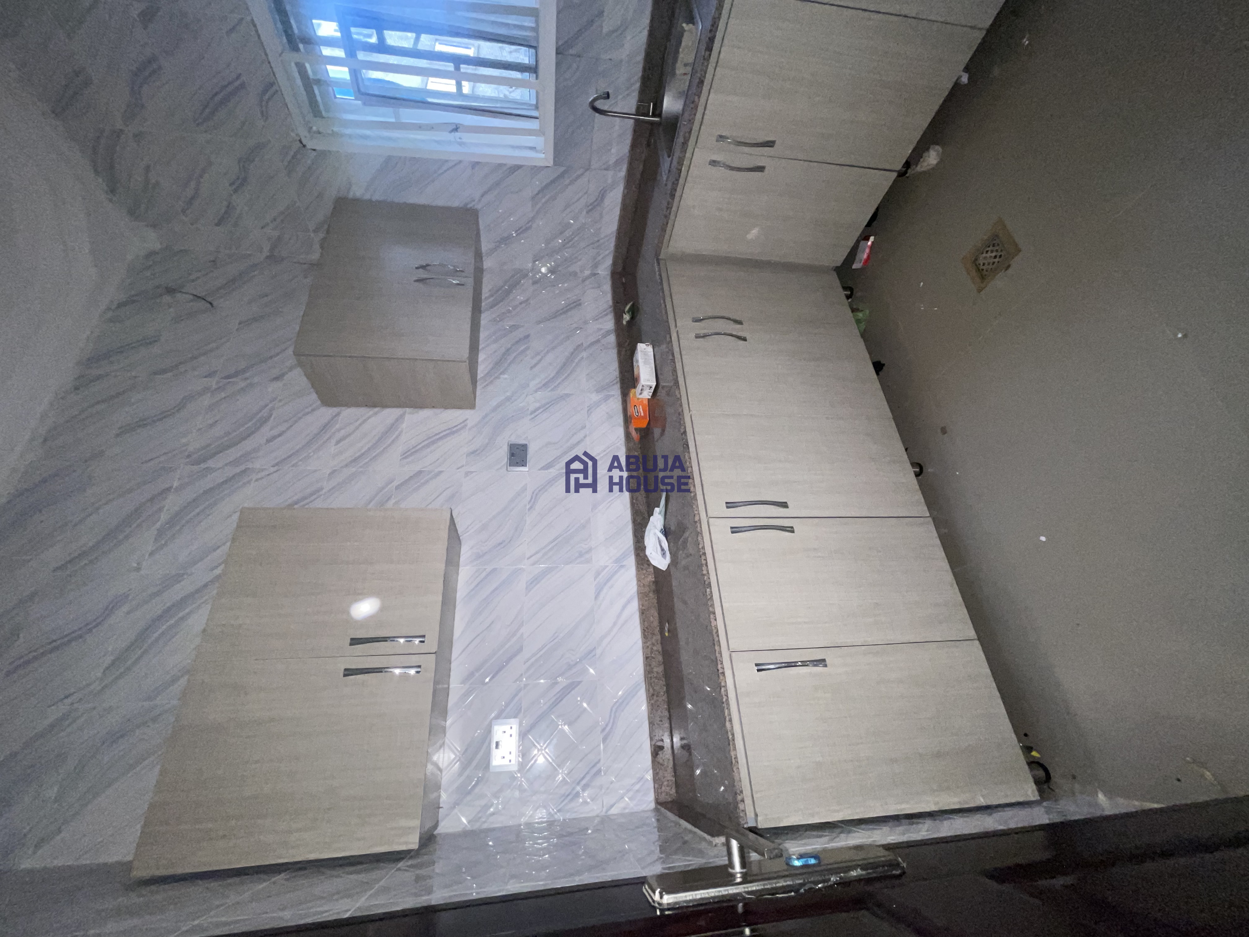 Luxury Self contain available for rent in life camp Abuja