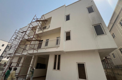 5 bedroom twin semi detached duplex in Jahi Gilmore Available for sale