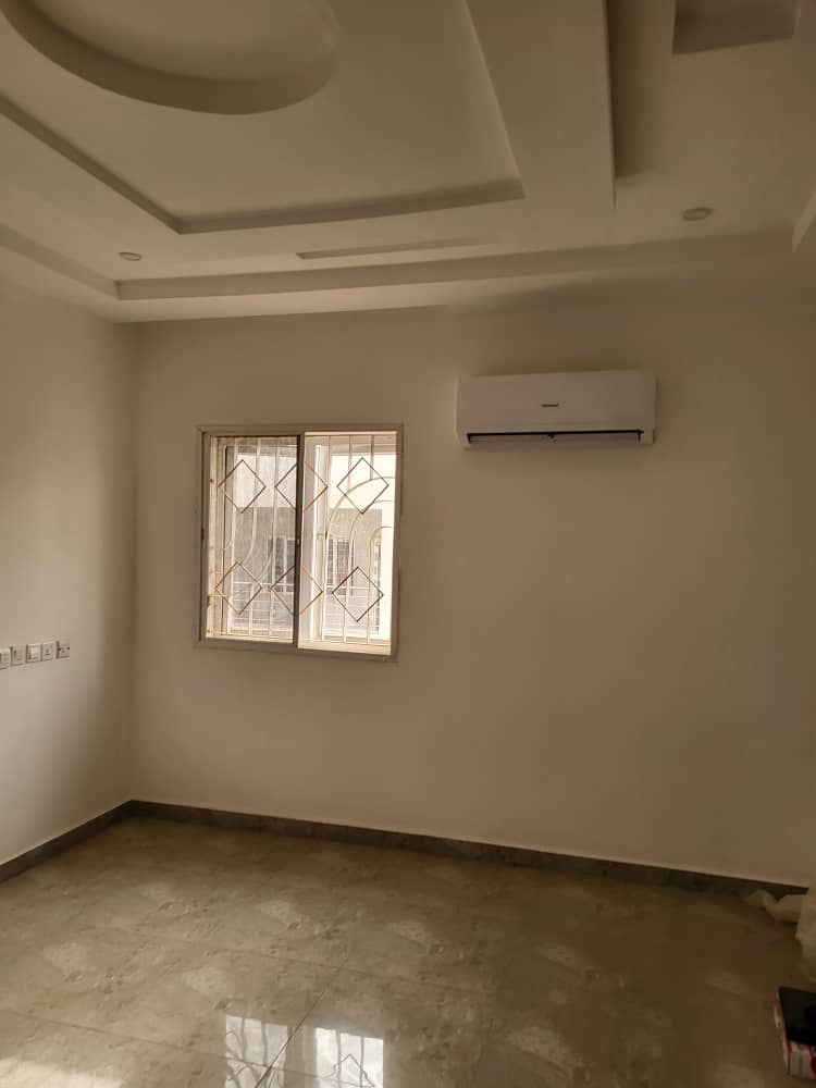 4bedroom terrace duplex with Bq at Brain's and hammers estate Wuye