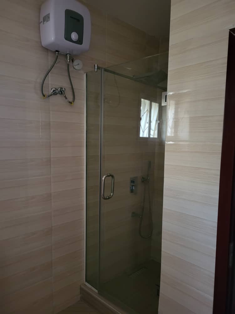 4bedroom terrace duplex with Bq at Brain's and hammers estate Wuye